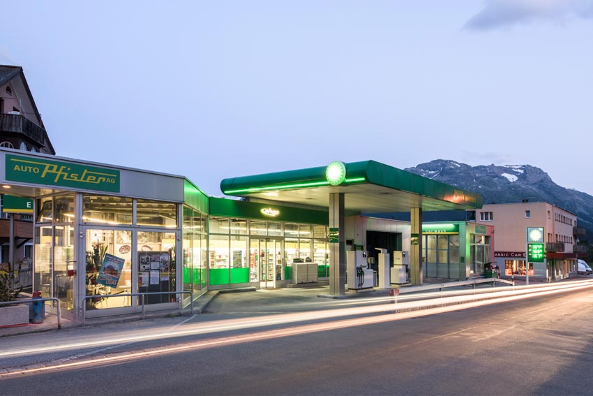 Dienstleistungen Tankstellen Shops_BP Pfister BP Tankstelle